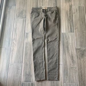 Hybrid & Company olive jeans